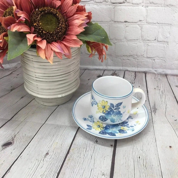 vintage Good Times by NORITAKE flat cups and saucers cottagecore